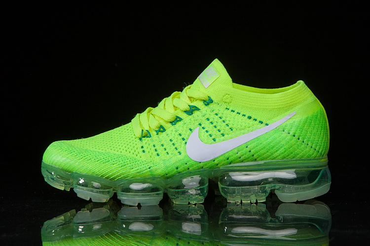 air max invigor blanche et or femme